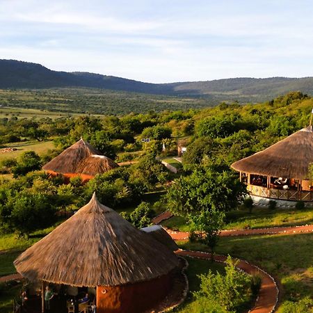 Africa Safari Maasai Boma Villa Serengeti Exteriör bild