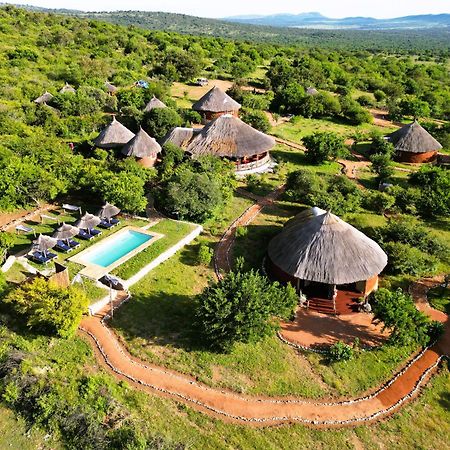Africa Safari Maasai Boma Villa Serengeti Exteriör bild