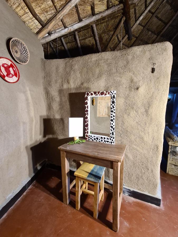 Africa Safari Maasai Boma Villa Serengeti Exteriör bild