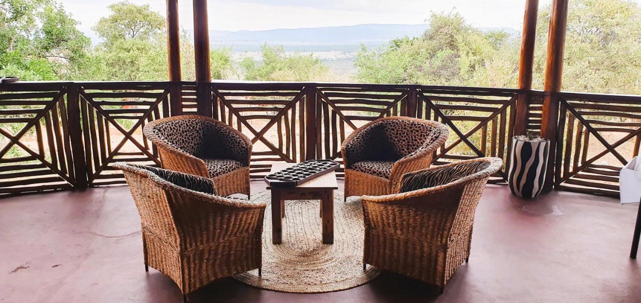 Africa Safari Maasai Boma Villa Serengeti Exteriör bild