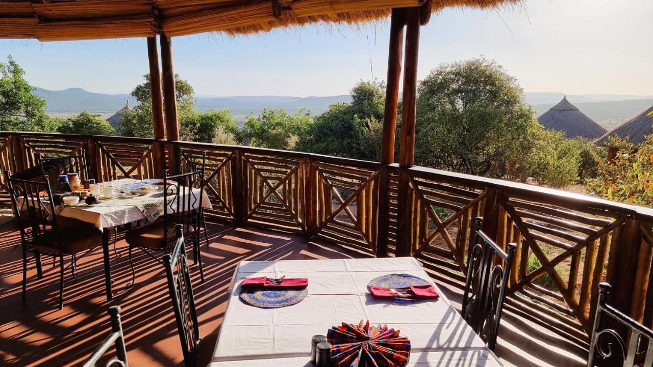 Africa Safari Maasai Boma Villa Serengeti Exteriör bild