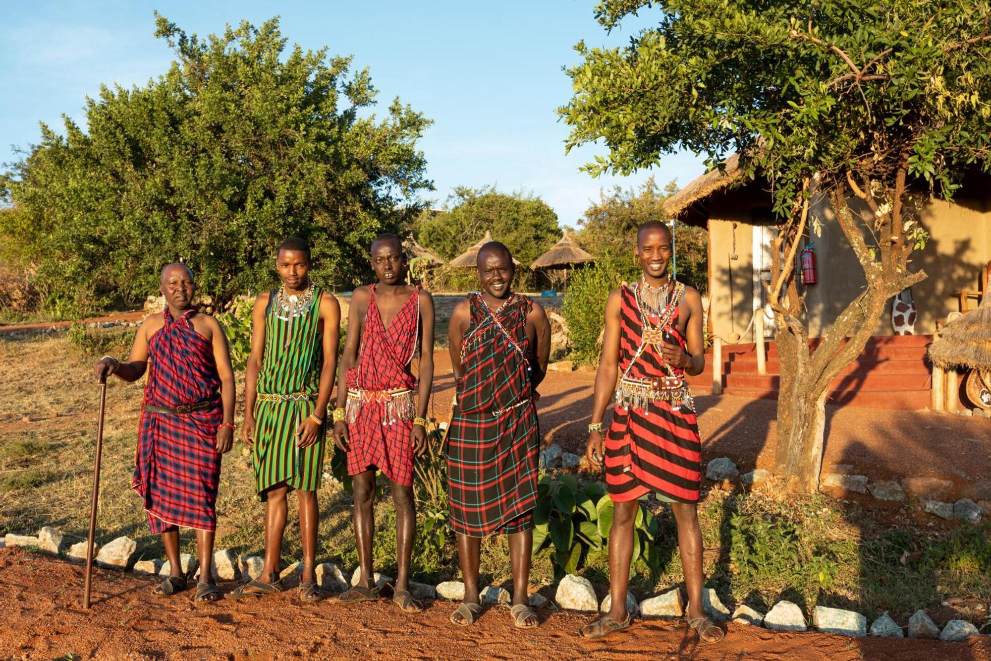 Africa Safari Maasai Boma Villa Serengeti Exteriör bild