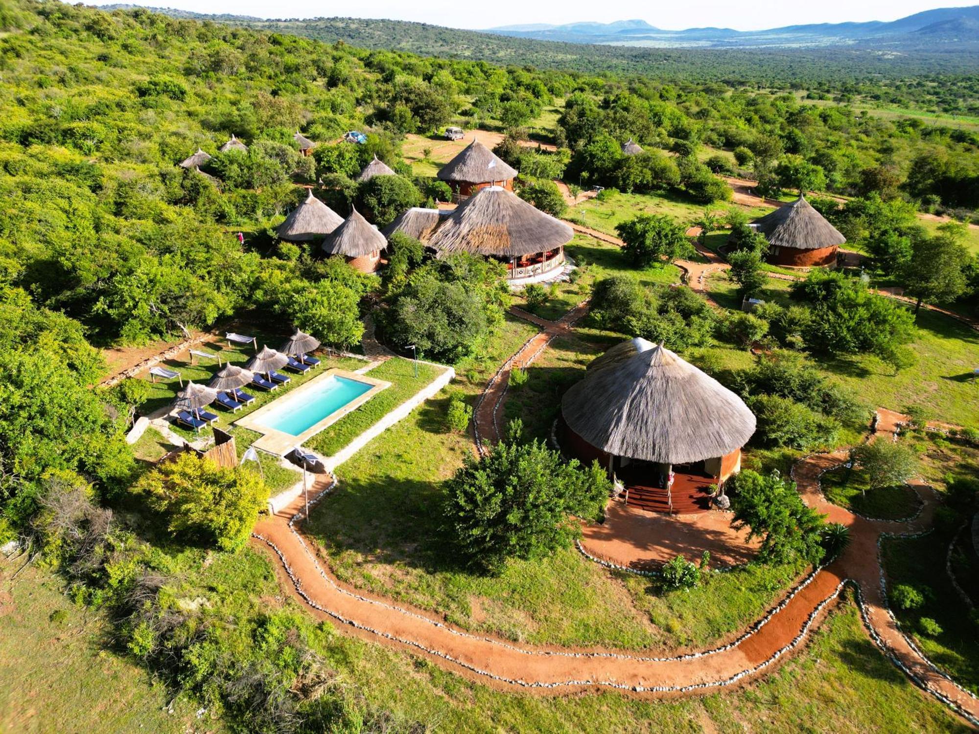 Africa Safari Maasai Boma Villa Serengeti Exteriör bild