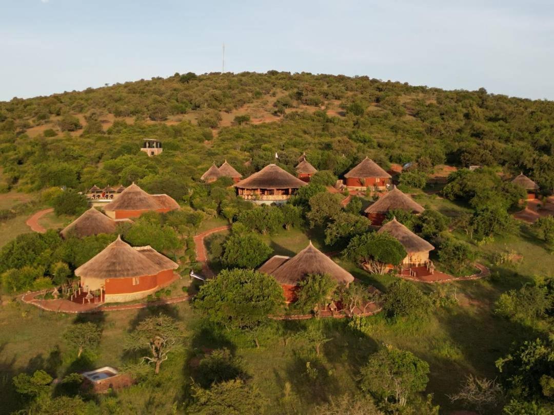 Africa Safari Maasai Boma Villa Serengeti Exteriör bild